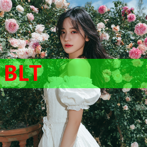 与3老友同队！火箭队晒照，杜兰特融入球队很轻松？他已放平心态